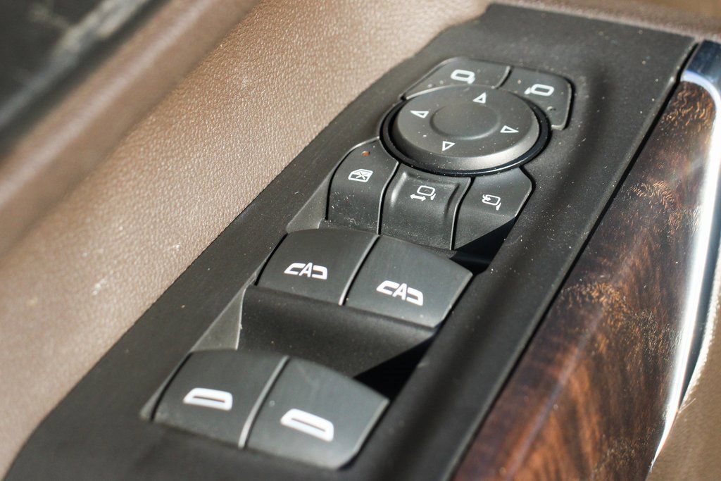 Used 2020 GMC Sierra 3500 Denali w/ Denali Ultimate Package image 17