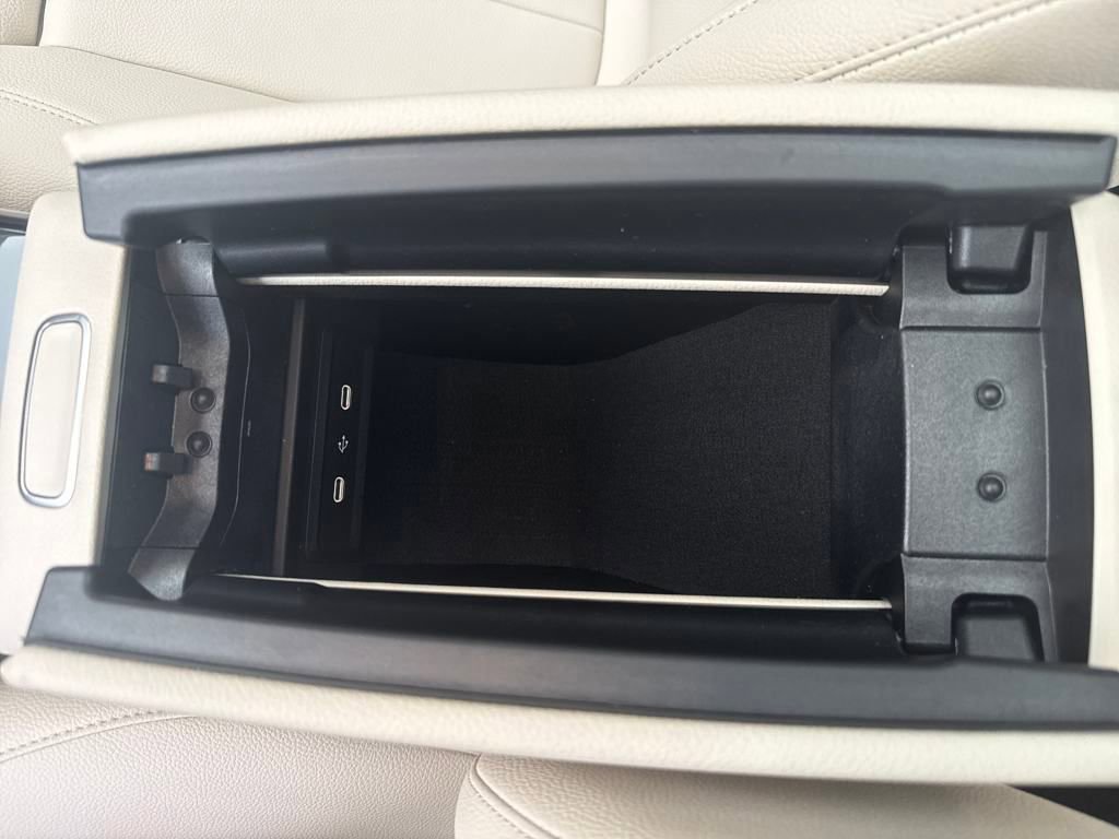 Used 2025 Mercedes-Benz CLA 250 4MATIC image 26