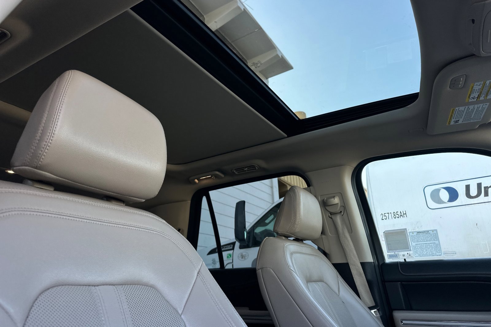 Used 2023 Ford Expedition Max Limited image 17