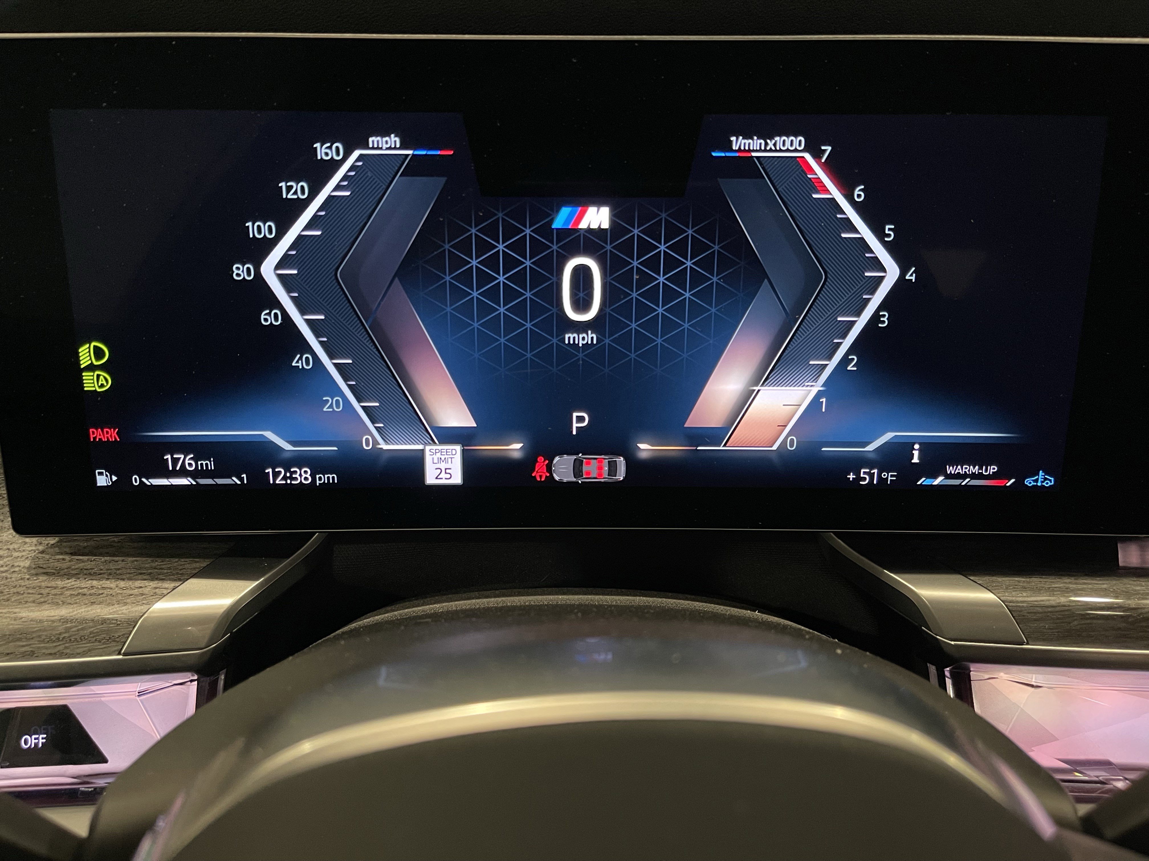 Certified 2024 BMW 760i xDrive w/ Premium Package 2 AWD/4WD image 20