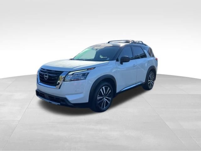 Used 2023 Nissan Pathfinder Platinum w/ Cargo Package