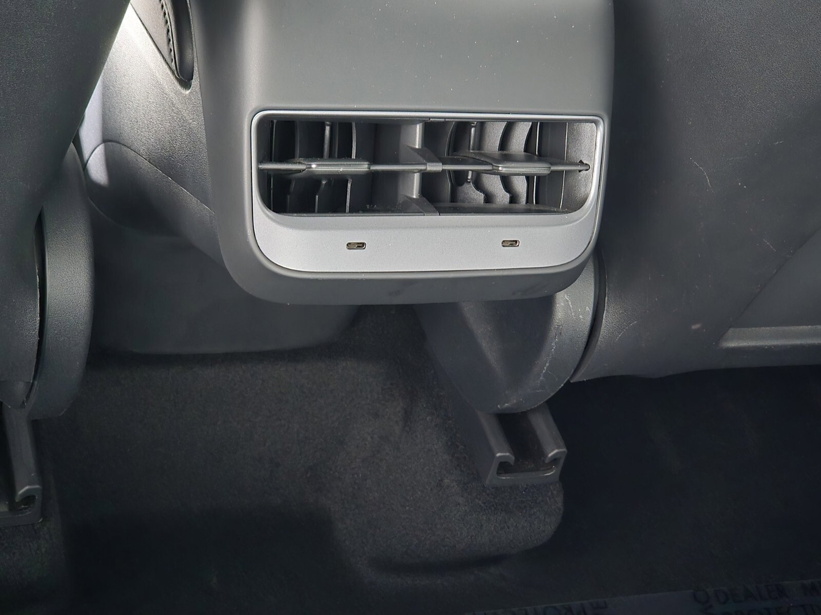 Used 2022 Tesla Model Y Long Range image 13