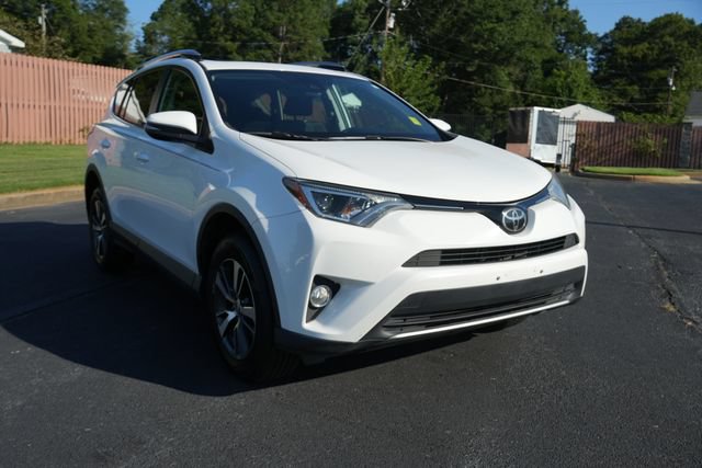 Used 2018 Toyota RAV4 XLE w/ Plus Extra Value Package AWD/4WD image 1