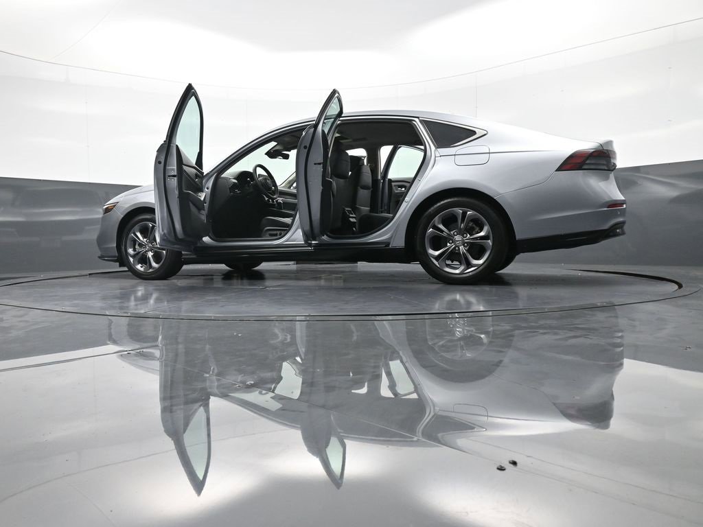 Used 2023 Honda Accord EX-L image 48