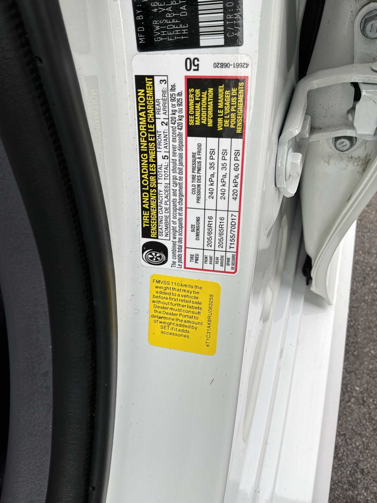 Used 2024 Toyota Camry LE w/ Cold Weather Package FWD image 33