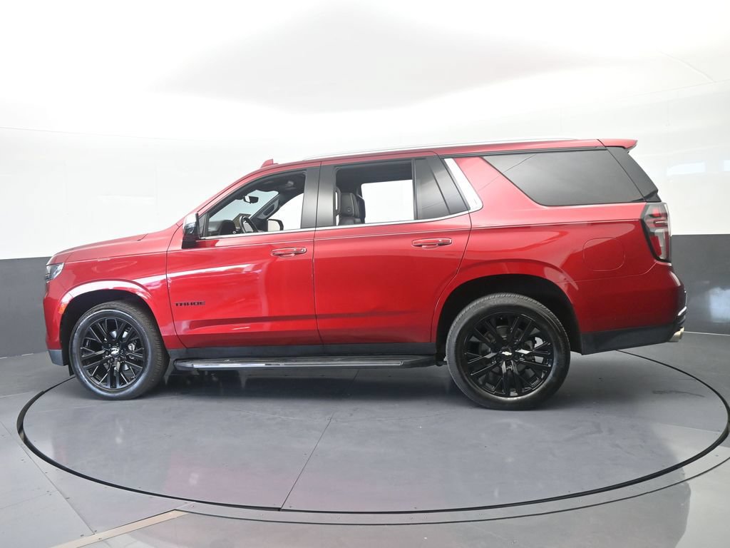 Used 2021 Chevrolet Tahoe Premier w/ Premium Package RWD image 3