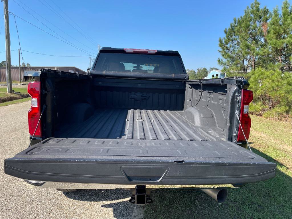 Used 2022 Chevrolet Silverado 2500 LT w/ Convenience Package AWD/4WD image 16
