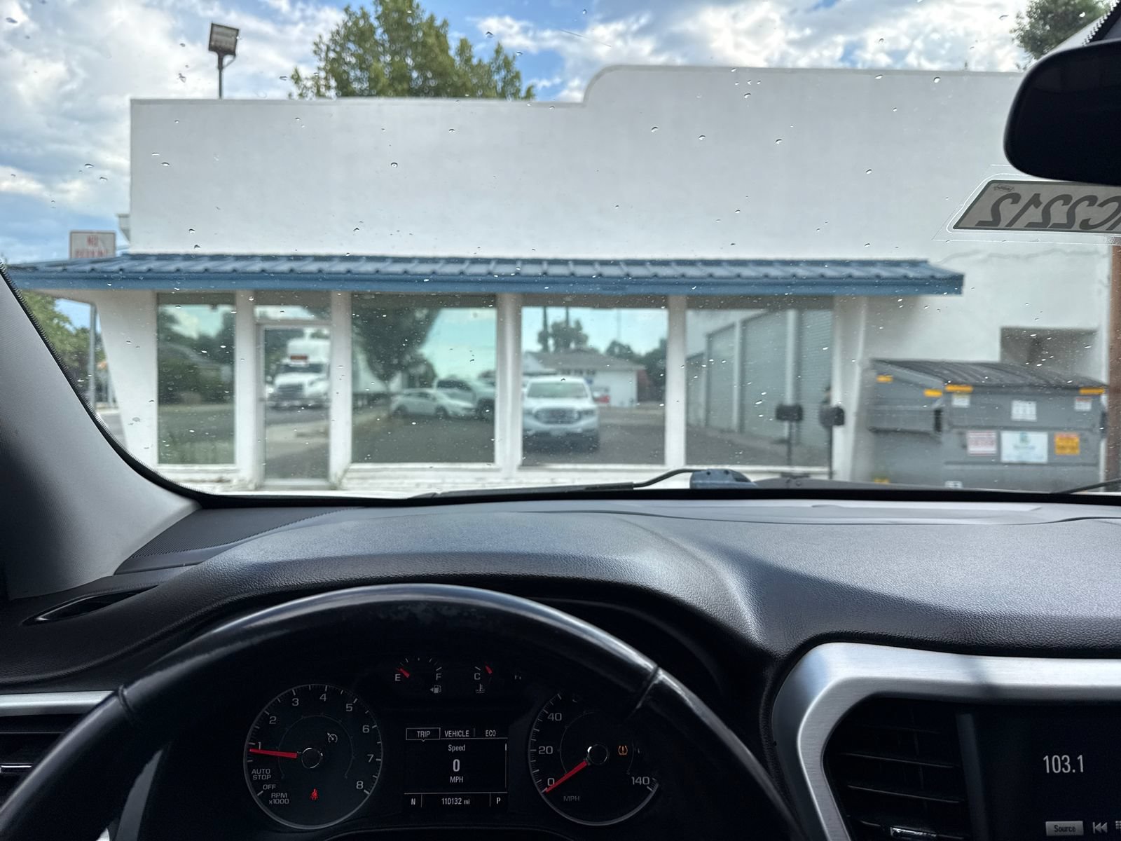 Used 2019 GMC Acadia SLE FWD image 13