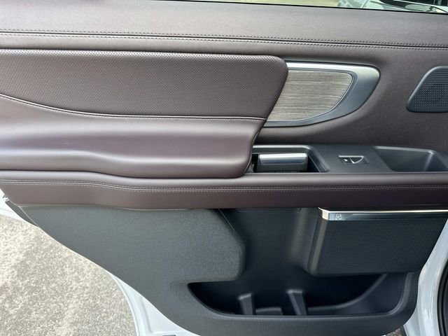 New 2025 Ford Expedition Platinum w/ Platinum Ultimate Package image 25