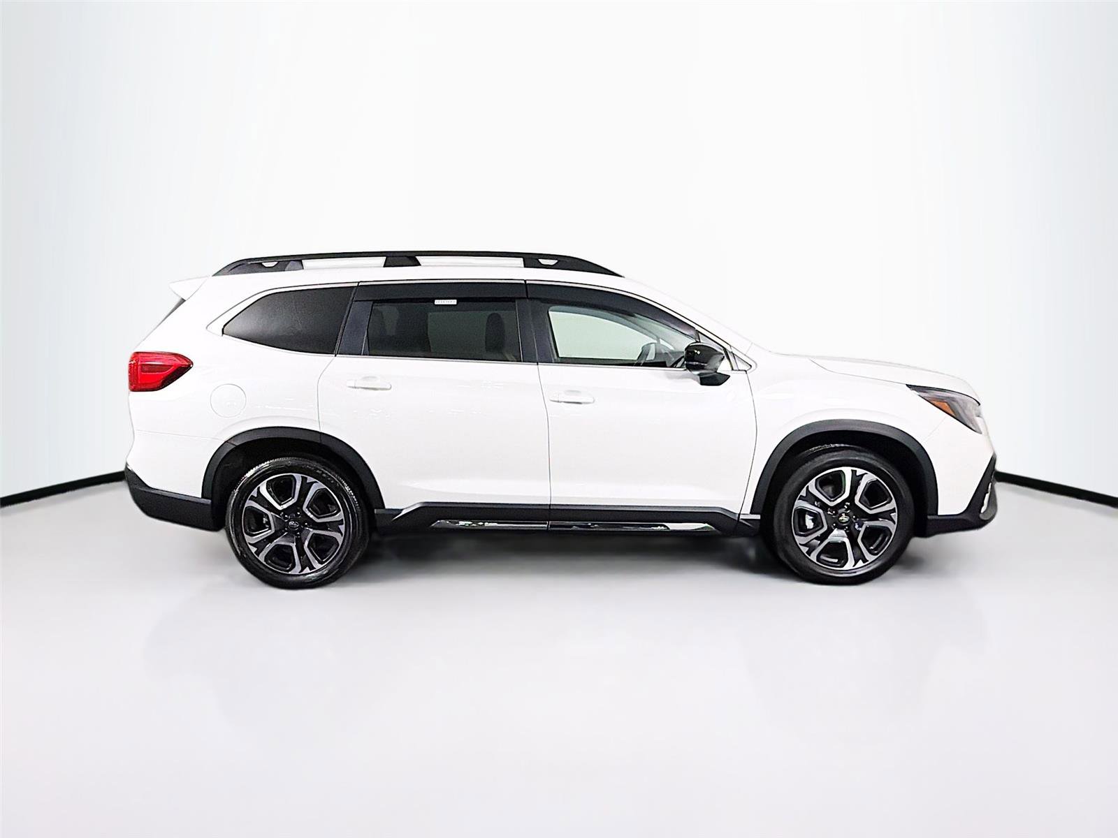 Certified 2024 Subaru Ascent Limited image 8