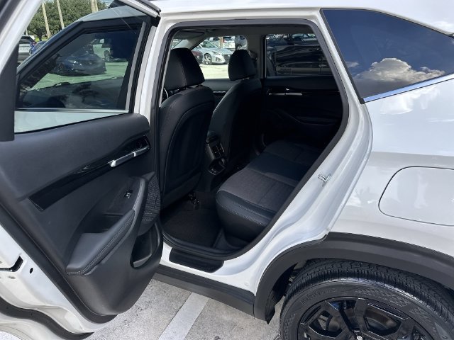 Used 2024 Kia Seltos X-Line AWD/4WD image 27