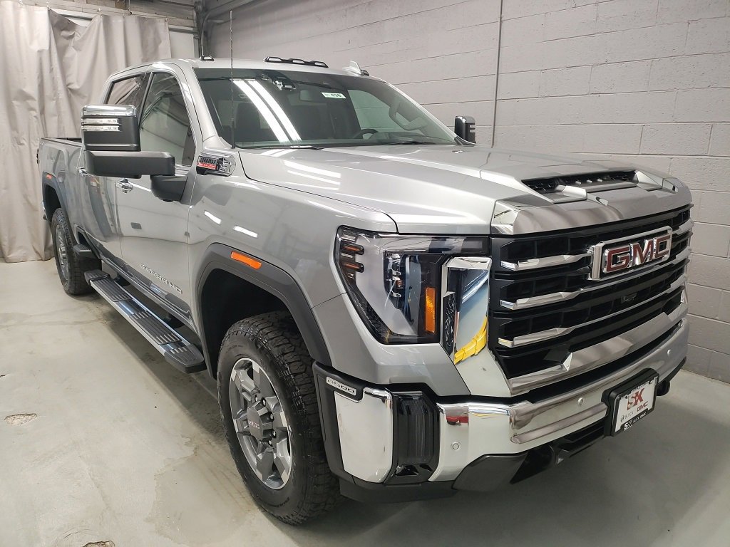 New 2026 GMC Sierra 2500 SLT image 5