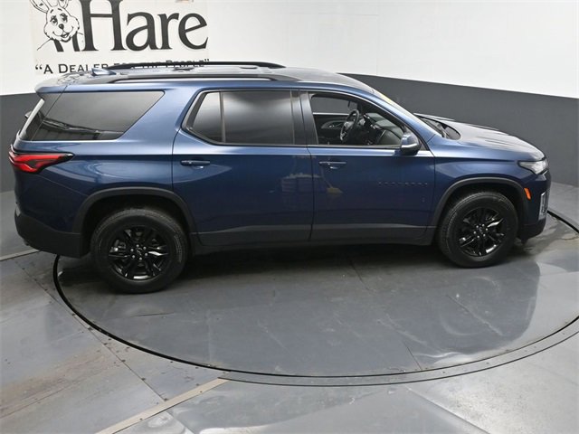 Used 2023 Chevrolet Traverse LT image 39