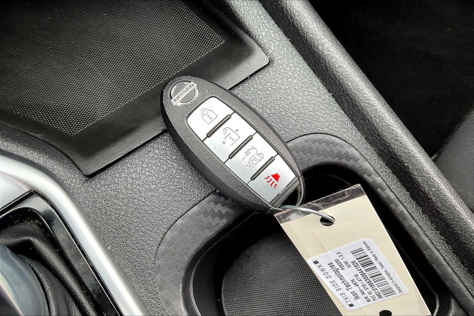 Used 2023 Nissan Sentra SV image 13