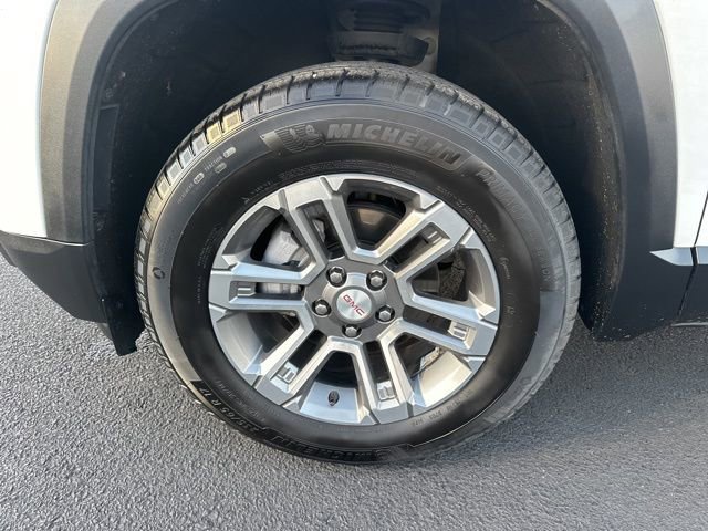 Used 2025 GMC Terrain Elevation image 30