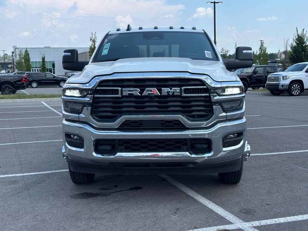 New 2026 RAM 3500 Tradesman AWD/4WD image 2