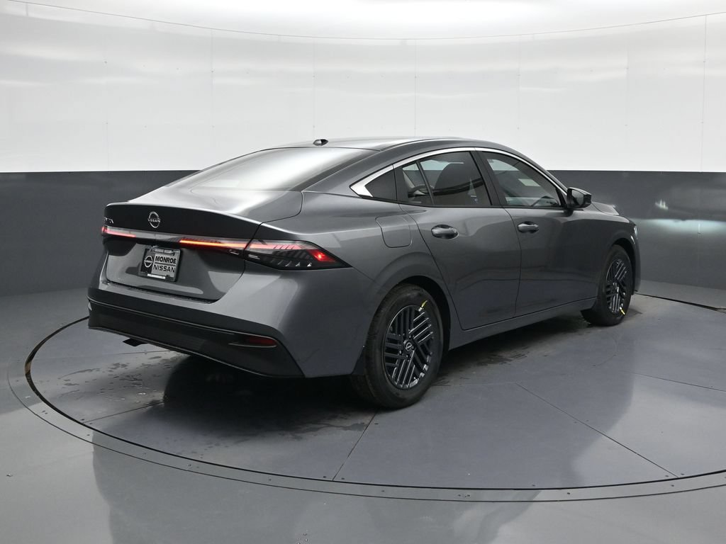New 2026 Nissan Sentra SV w/ SV Convenience Package FWD image 9