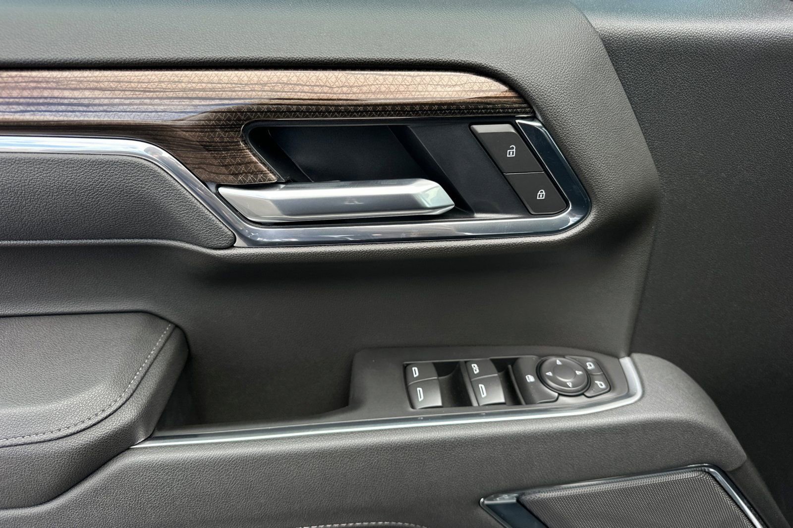 New 2026 Chevrolet Silverado 1500 LT w/ Z71 Off-Road Package image 11