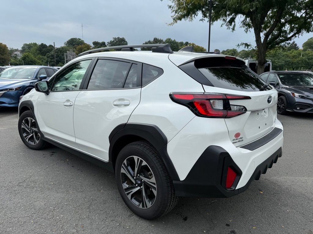 Used 2024 Subaru Crosstrek 2.0i Premium AWD/4WD image 8