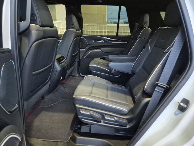 Certified 2024 Cadillac Escalade Premium Luxury AWD/4WD image 14