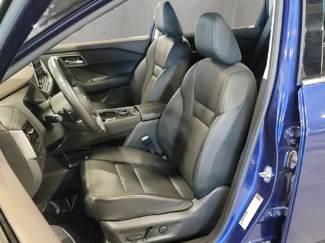 Used 2021 Nissan Rogue SV w/ Premium Package AWD/4WD image 6
