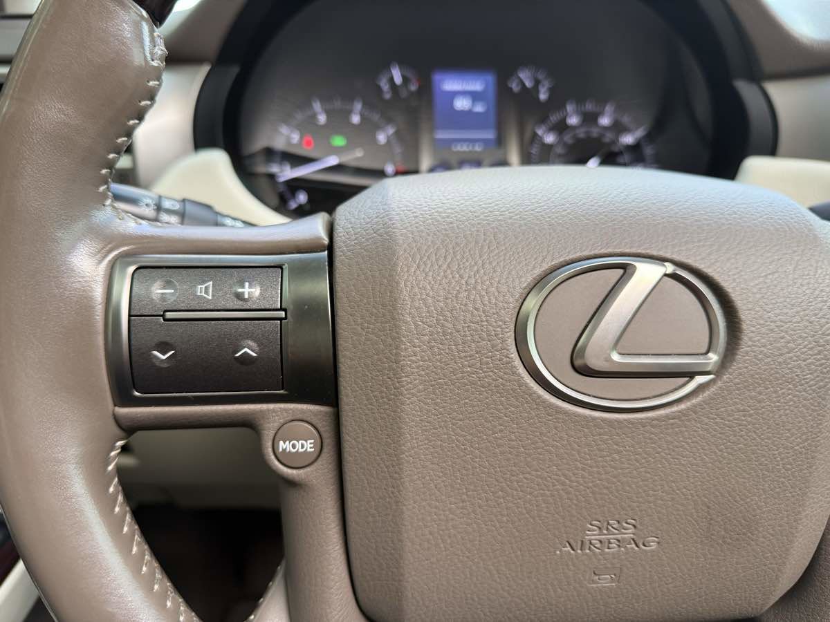 Used 2017 Lexus GX 460 image 20