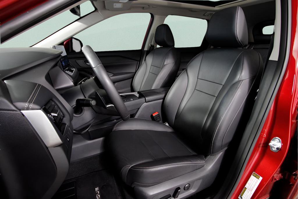 Used 2024 Nissan Rogue SL w/ SL Premium Package image 12