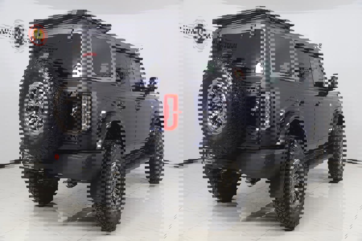 Used 2021 Ford Bronco Outer Banks image 3