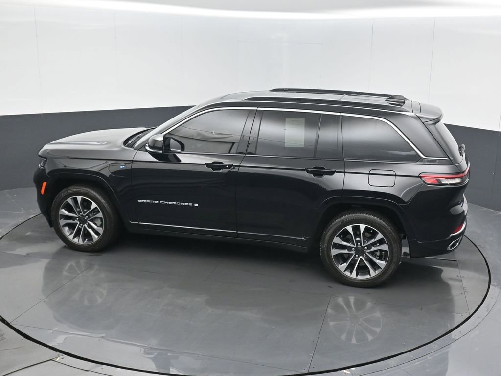 Used 2024 Jeep Grand Cherokee Overland w/ Luxury Tech Group IV image 15