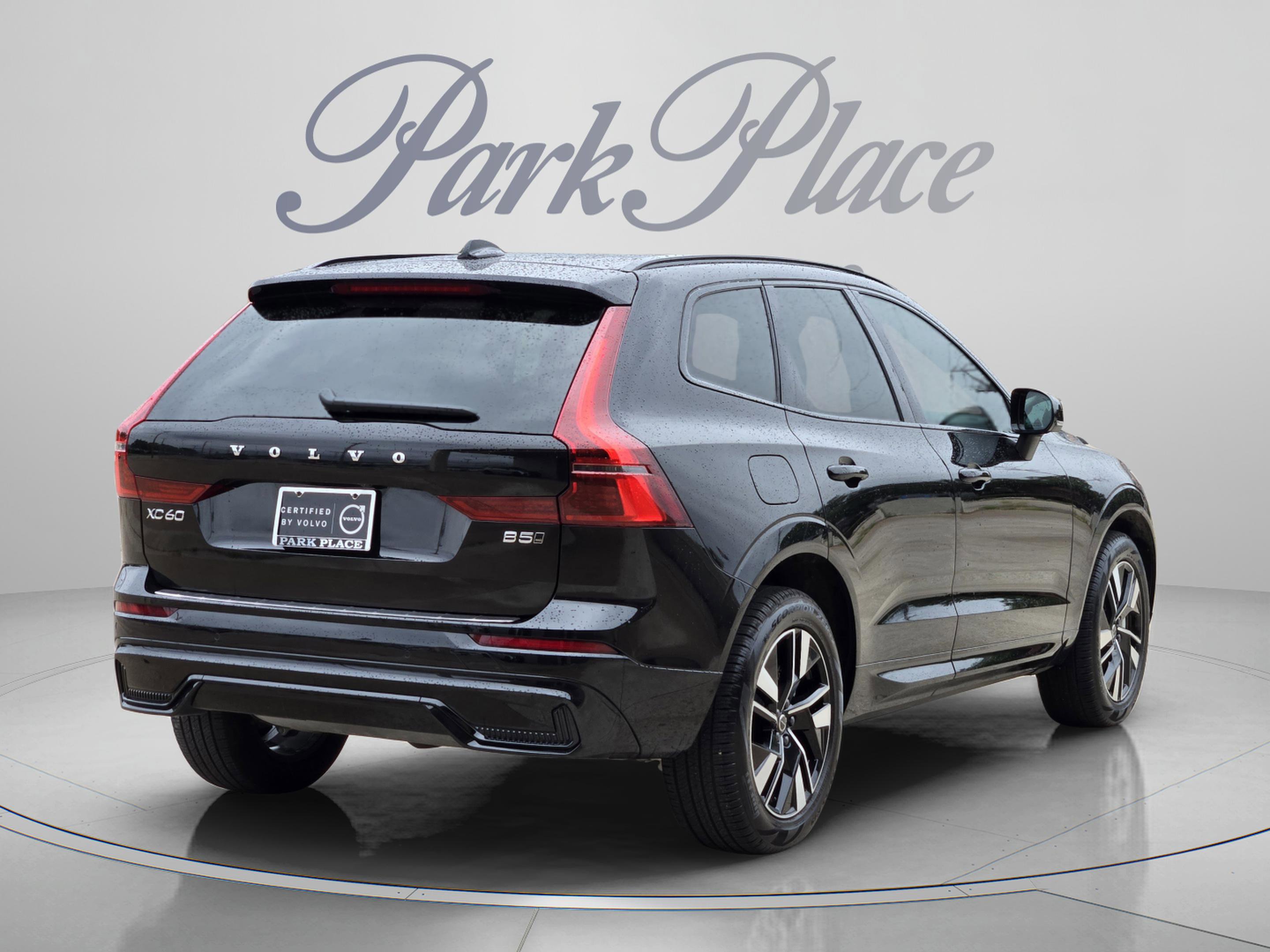 Used 2026 Volvo XC60 B5 Core w/ Protection Package Premier AWD/4WD image 6