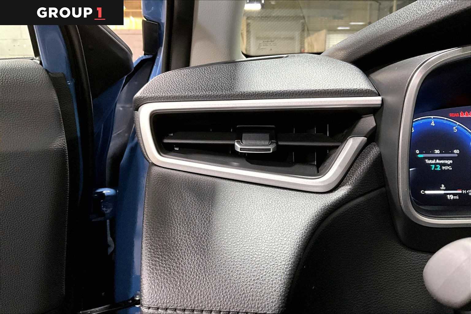 Certified 2026 Toyota Corolla Cross XLE w/ Convenience Package image 33