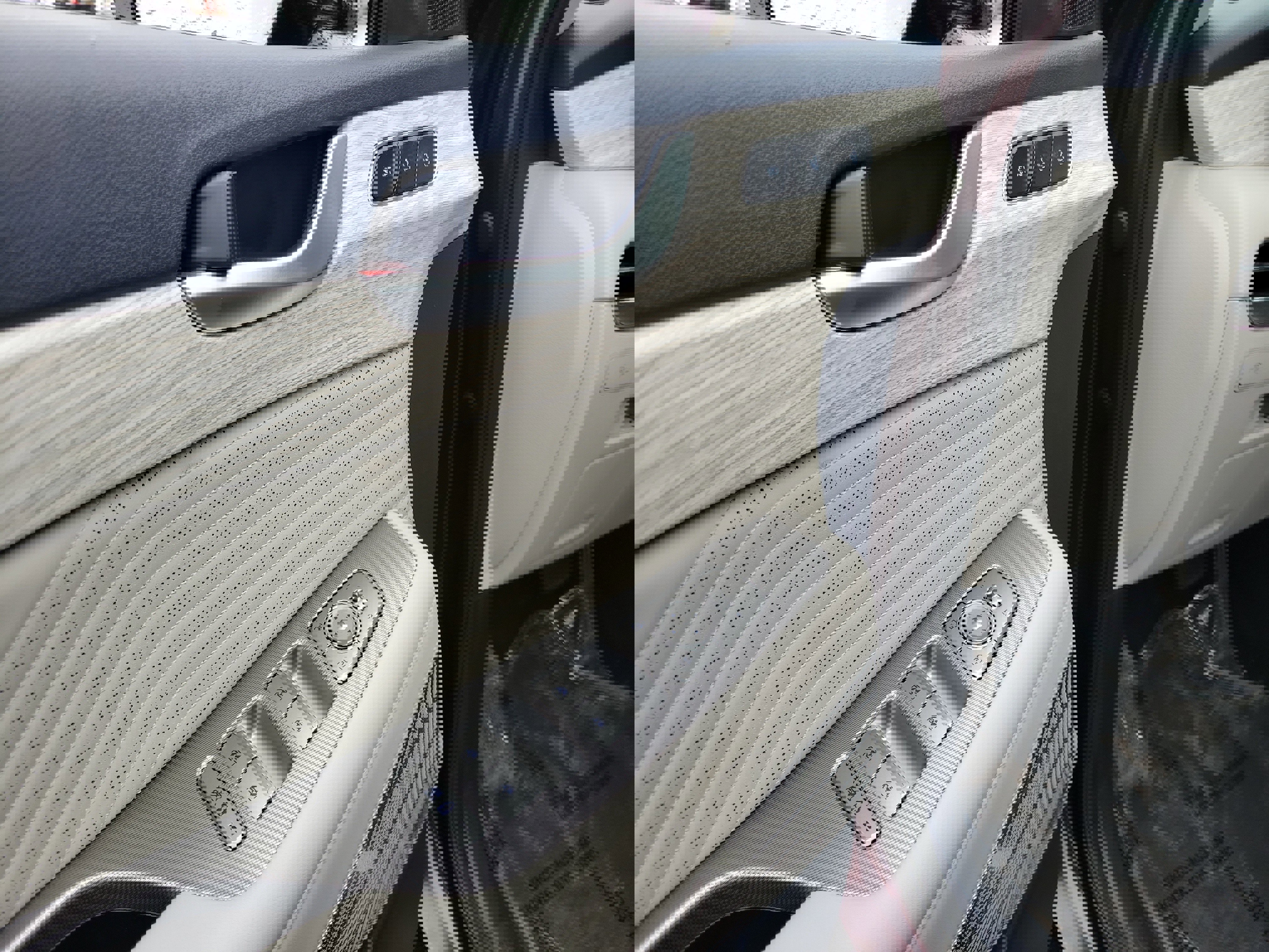 Used 2024 Hyundai Palisade Calligraphy image 18