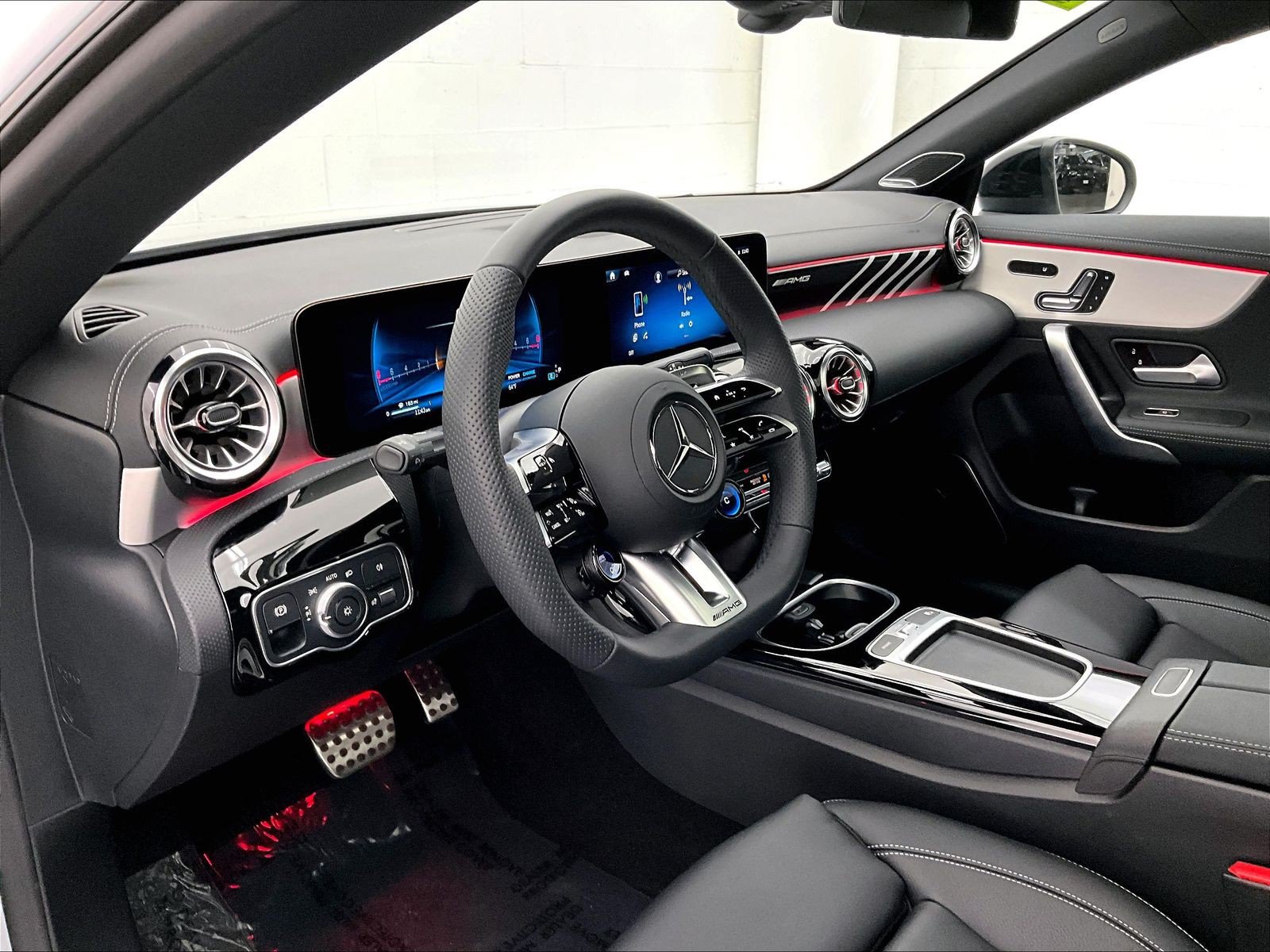 Used 2026 Mercedes-Benz CLA 35 AMG 4MATIC image 19