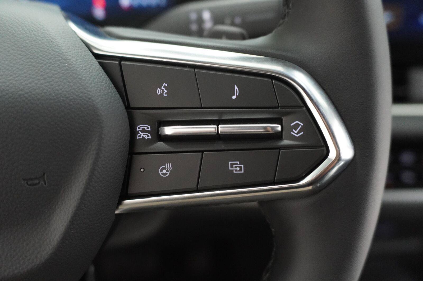New 2027 Chevrolet Equinox LT FWD image 11