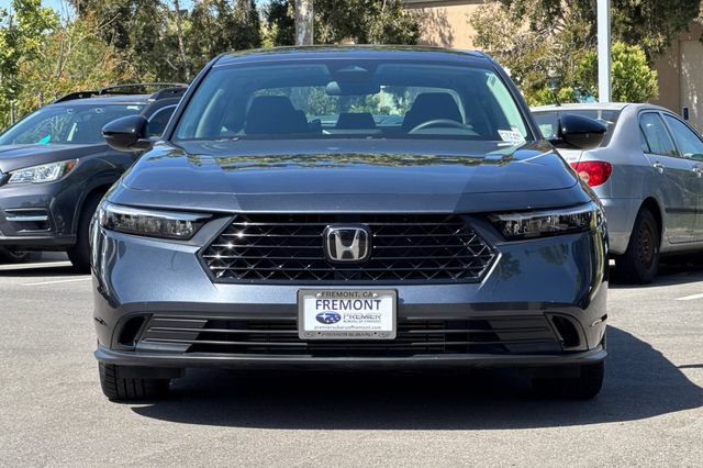 Used 2025 Honda Accord SE image 9