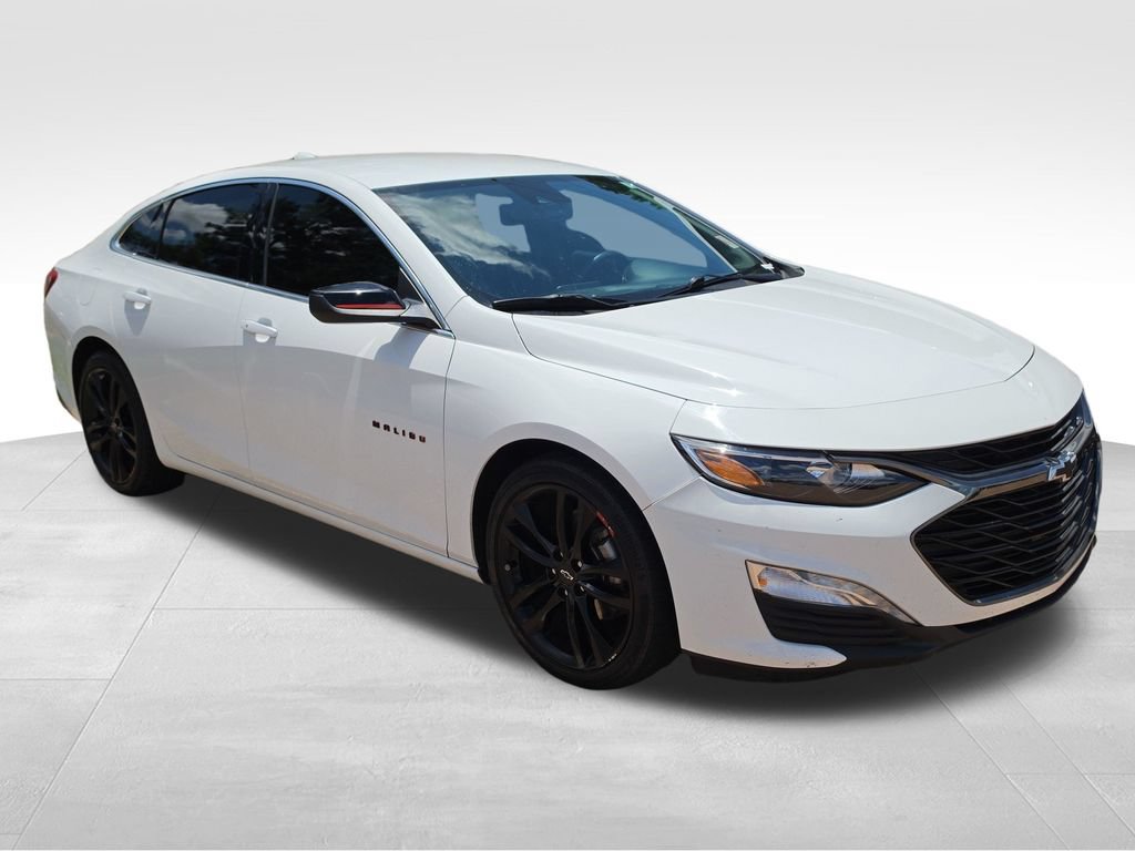 Used 2021 Chevrolet Malibu LT w/ Leather Package FWD image 4