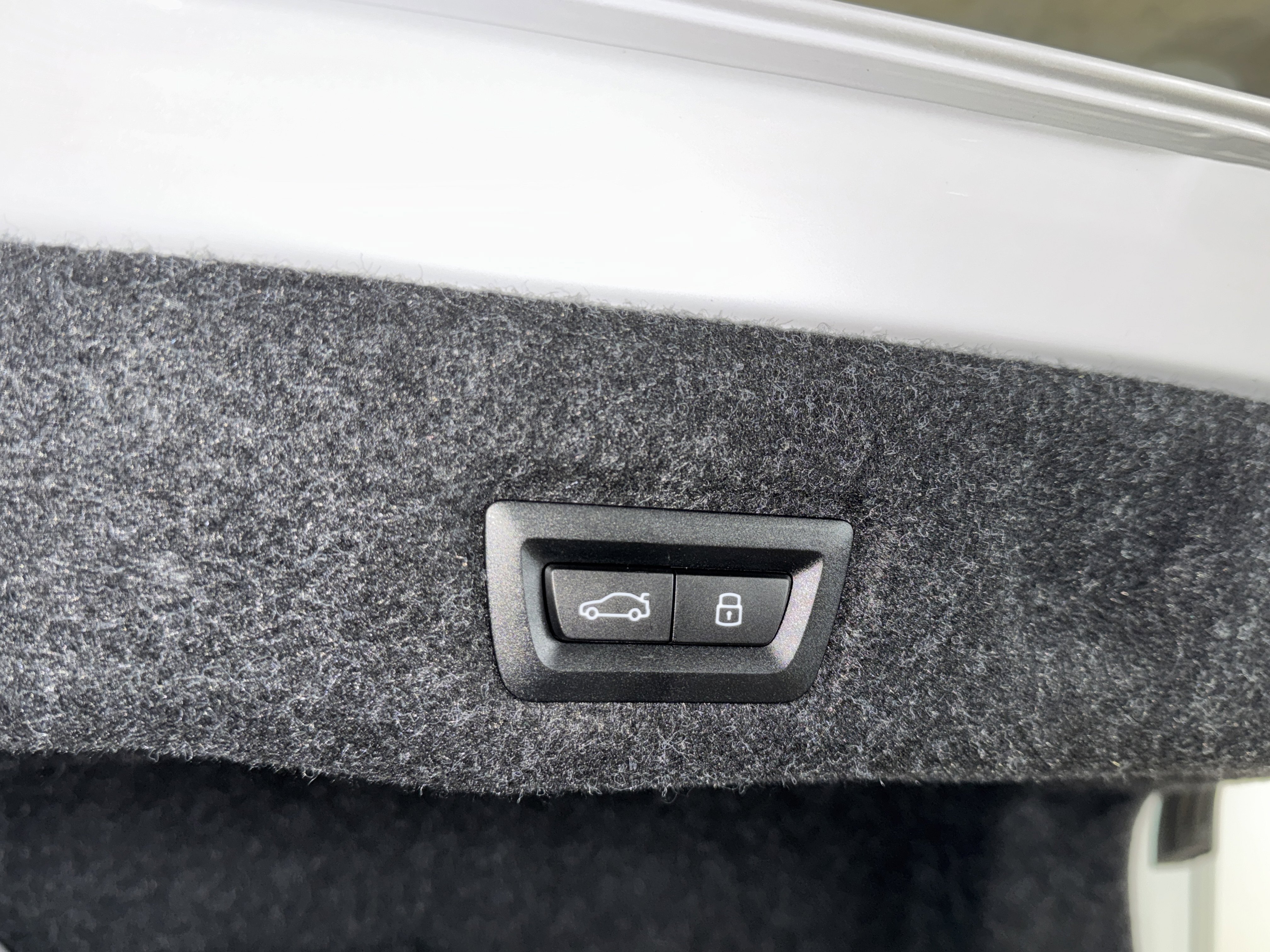 Certified 2025 BMW 530i xDrive w/ Premium Package image 14