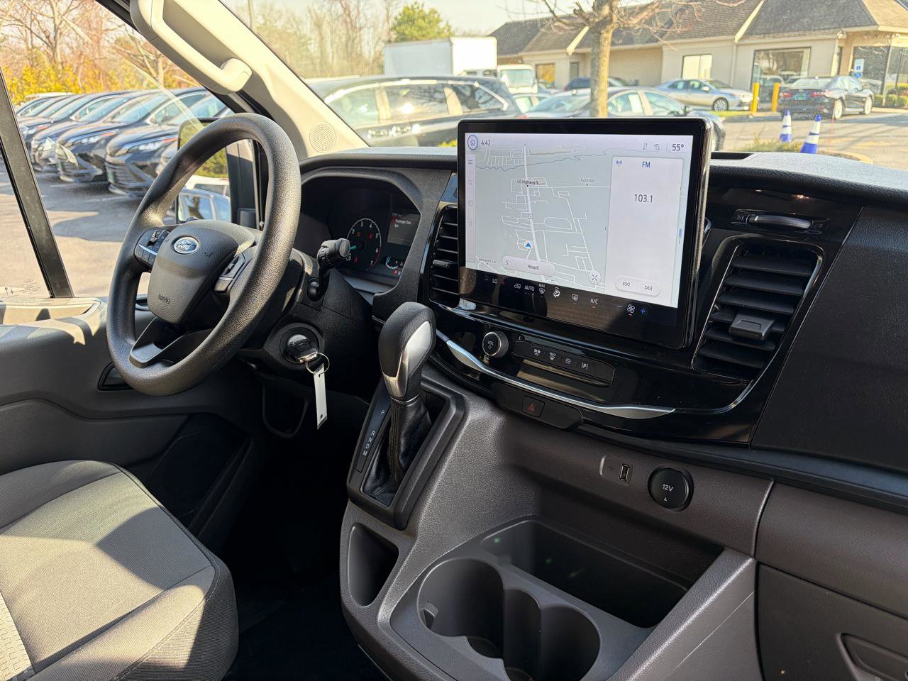 Used 2025 Ford Transit 350 XLT image 27