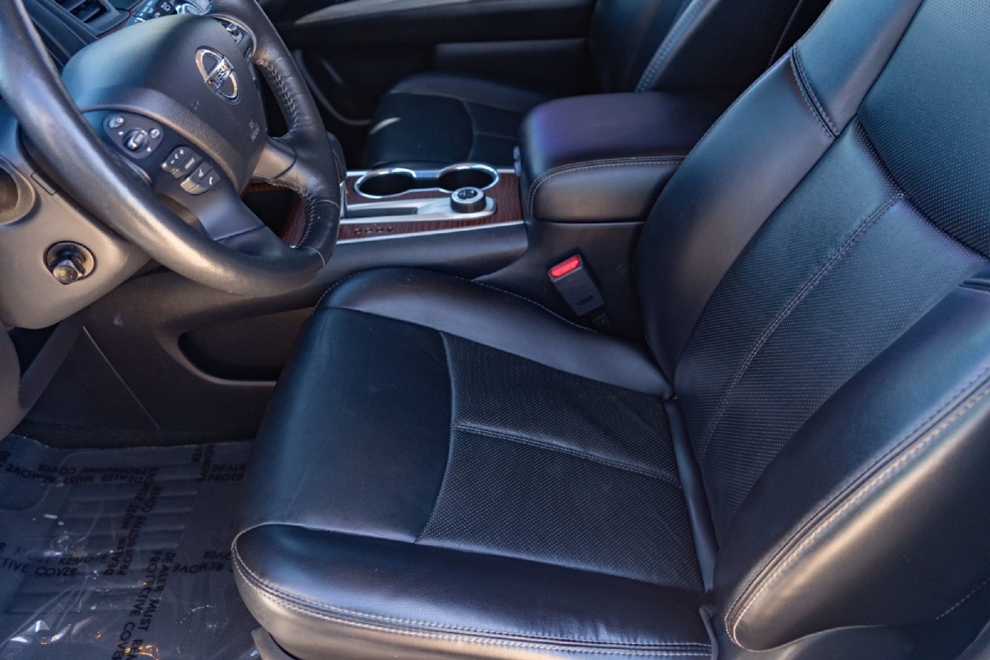 Used 2018 Nissan Pathfinder Platinum image 8