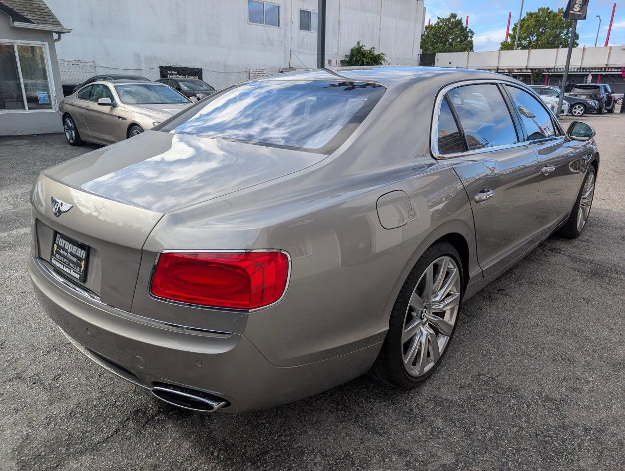 Used 2015 Bentley Flying Spur W12 AWD/4WD image 3
