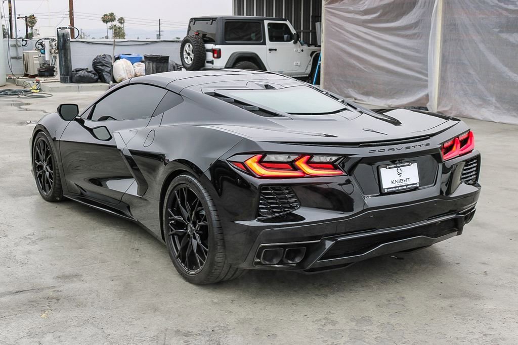Used 2025 Chevrolet Corvette Stingray Preferred Cpe w/ 2LT RWD image 7