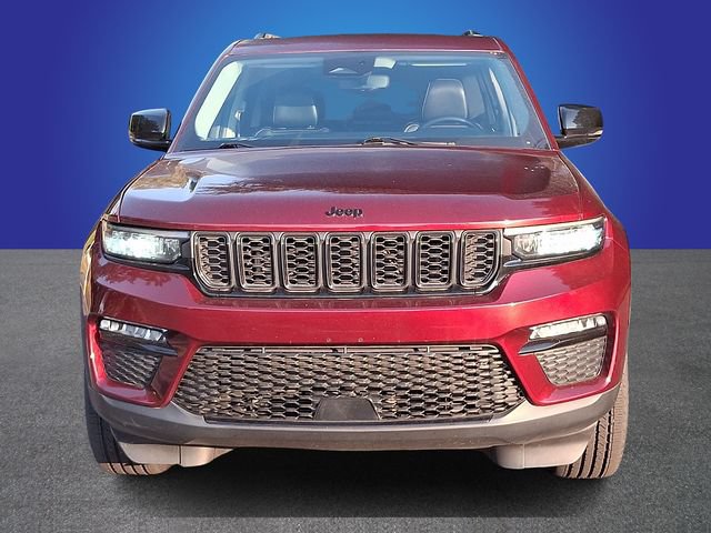 Used 2023 Jeep Grand Cherokee Limited w/ Black Appearance Package AWD/4WD image 2