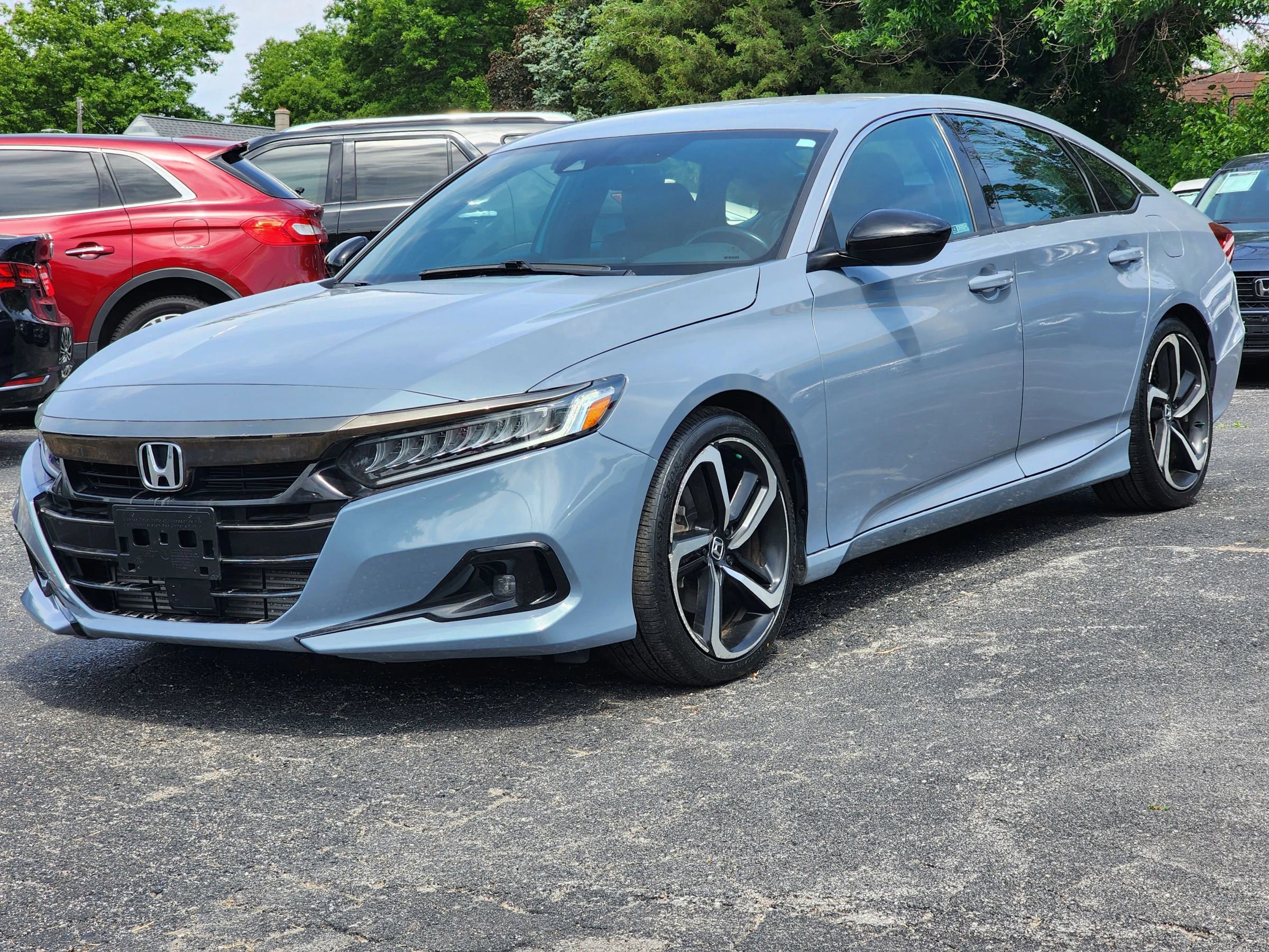 Used 2021 Honda Accord Sport image 3