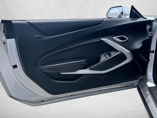 Used 2019 Chevrolet Camaro LT RWD image 18