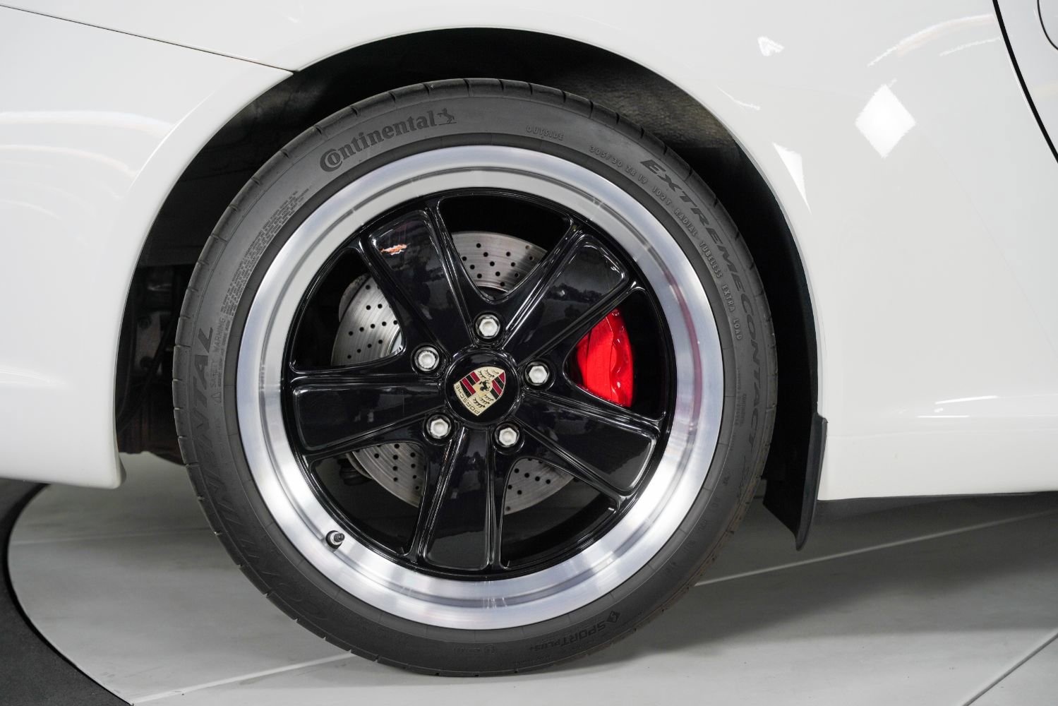 Used 2012 Porsche 911 Carrera image 23