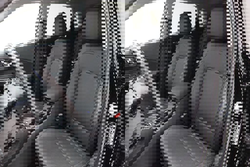 Used 2023 Hyundai Kona Limited image 15