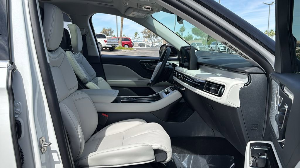 New 2026 Lincoln Aviator Reserve AWD/4WD image 25