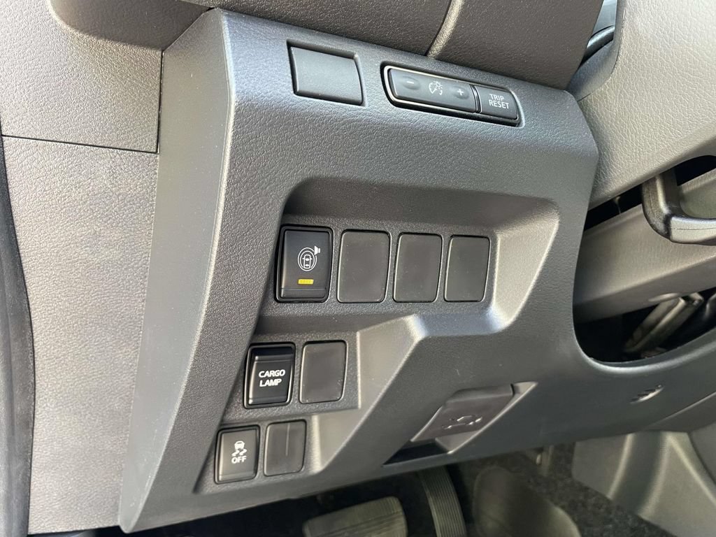 New 2026 Nissan Frontier SV AWD/4WD image 18