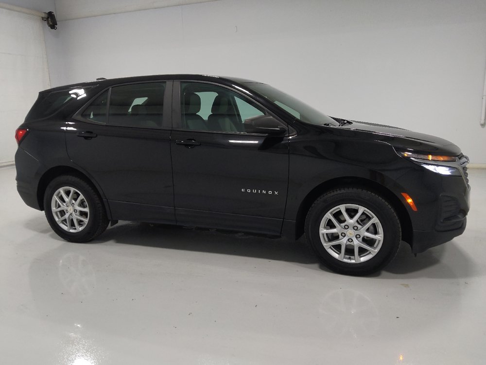 Used 2023 Chevrolet Equinox LS AWD/4WD image 11