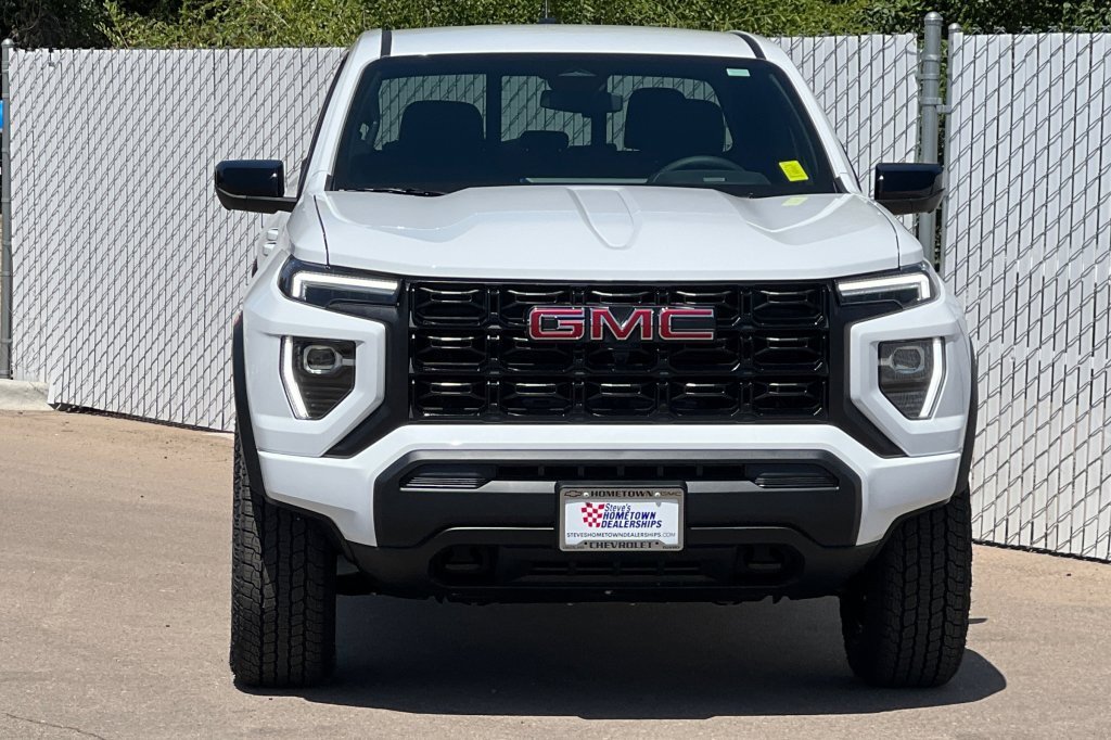 New 2025 GMC Canyon Elevation w/ Technology Package image 6